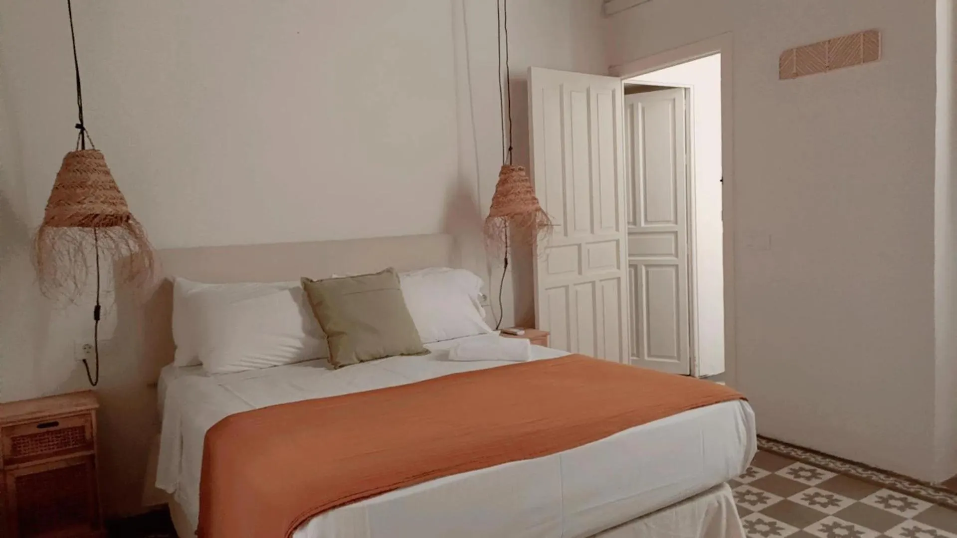 Boutike Apartments Sevilla 0*,  Spanien